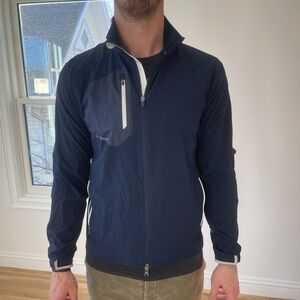 Zero restrictions golf windbreaker